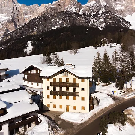 Nevesole - Charming Flat Near Dolomiti Slopes Διαμέρισμα San Vito di Cadore